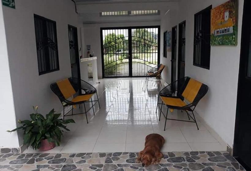 膳宿费 Hostal Flor Del Ariari