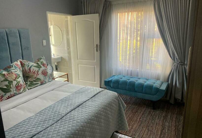 פנסיון House Of Sollys Guesthouse