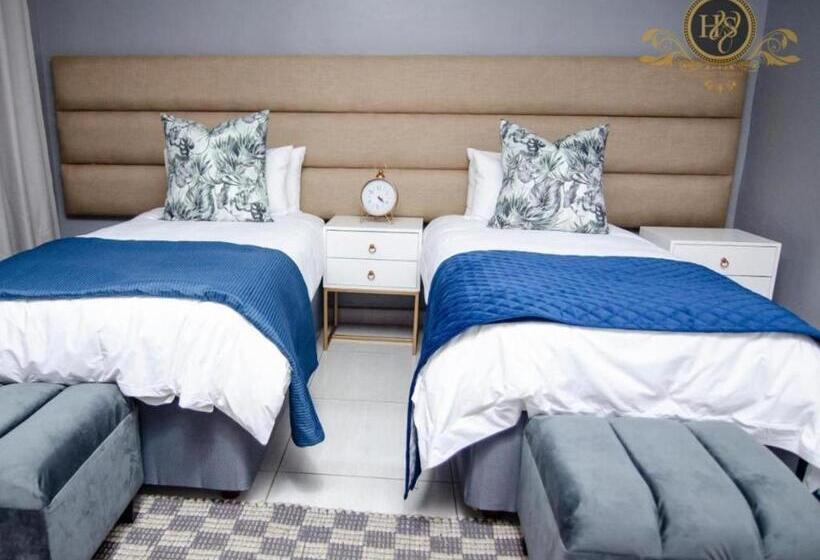 פנסיון House Of Sollys Guesthouse