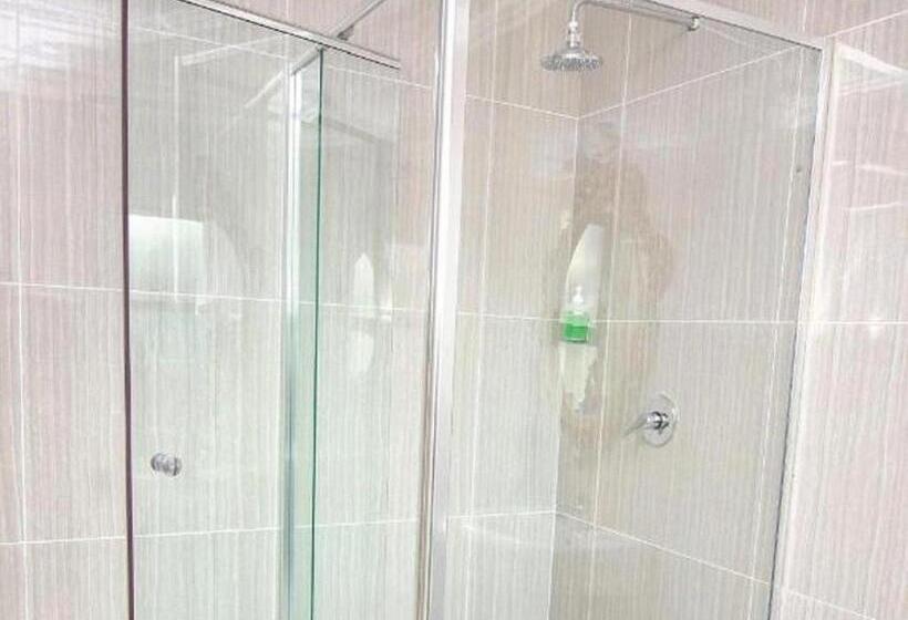 פנסיון House Of Sollys Guesthouse