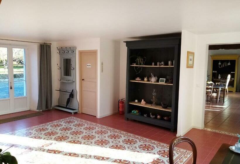 膳宿费 La Marsaisienne