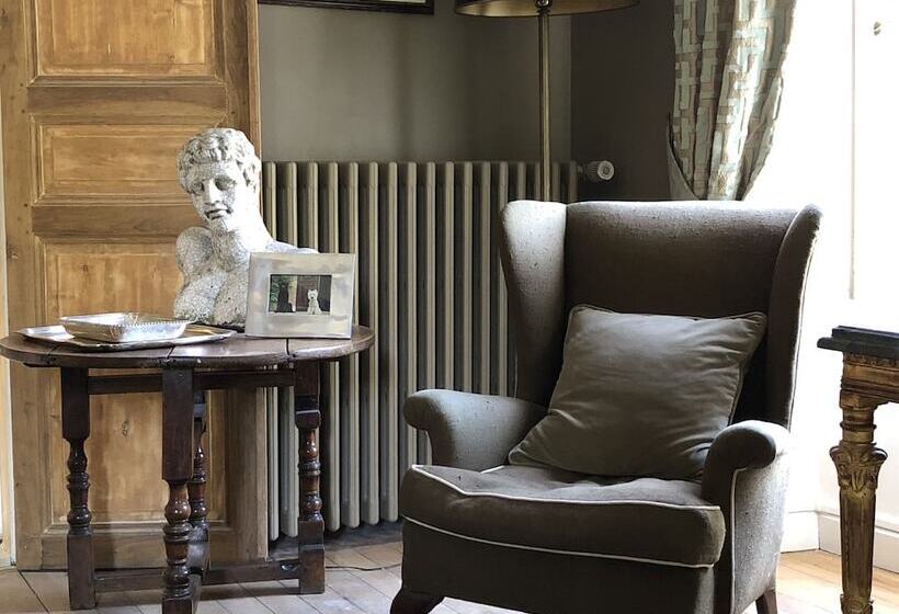 Пансион Manoir De La Croix Saint Louis Luxury Guest House