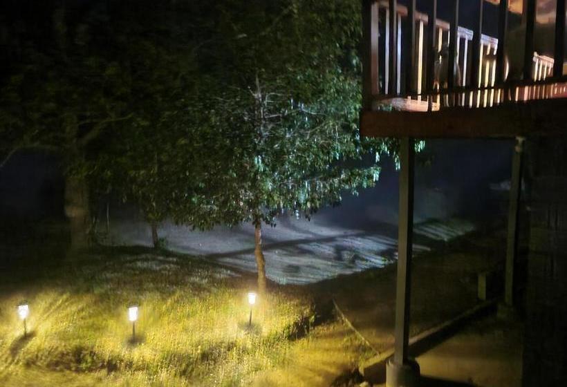 膳宿费 Mountain View Lodge