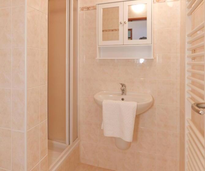 ペンション Penzion A Restaurace U červinků