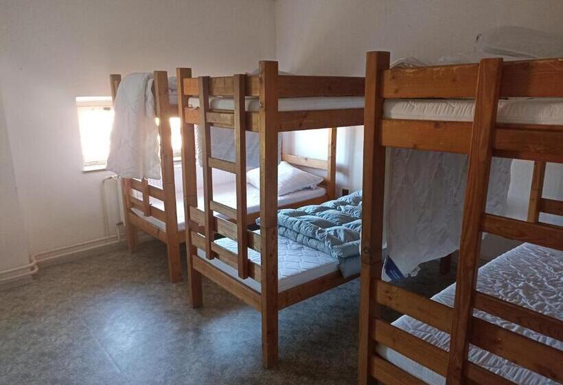 膳宿费 Penzion Athéna   Sportovní Areál