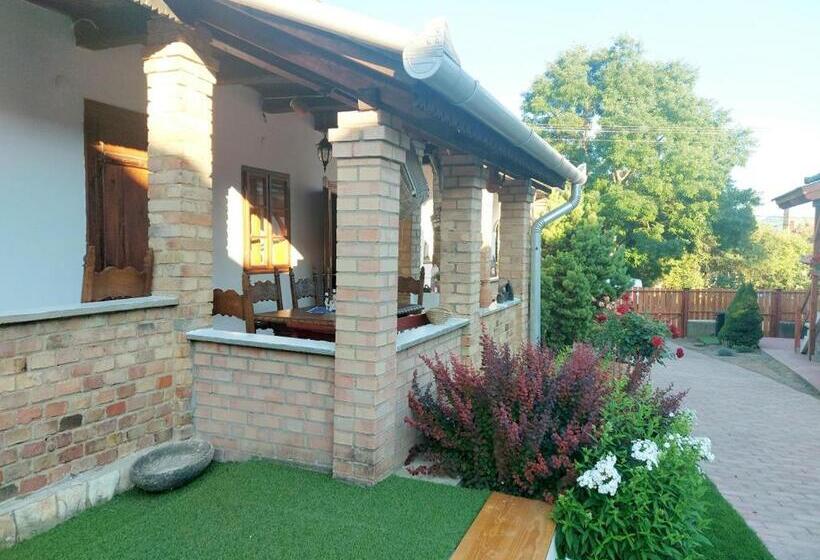 Пансион Pipacs és Tulipán Vendégház