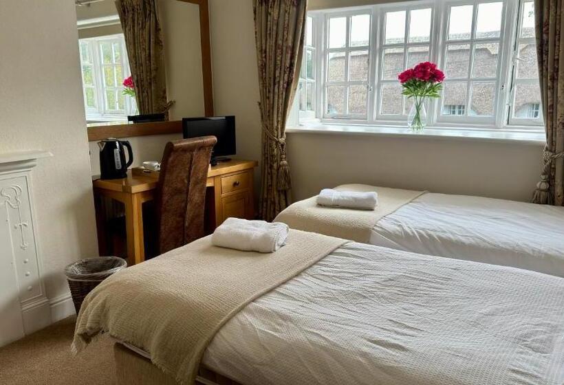 ペンション The Cricketers Inn