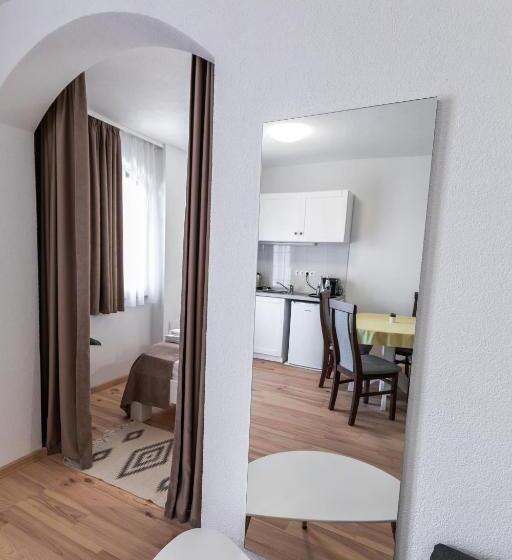 פנסיון Veranda Panzio