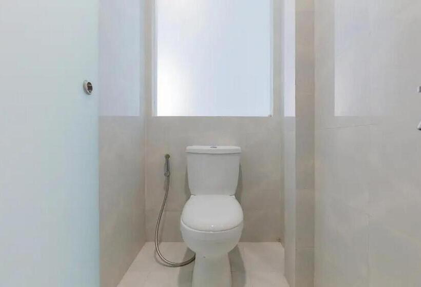 Sans Hotel Box Mansion Surabaya By Reddoorz