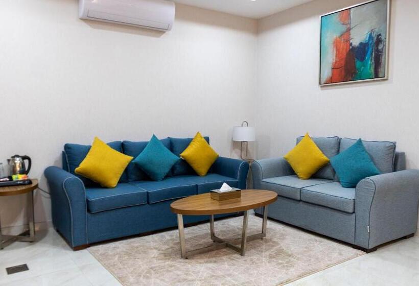 The Palaces Hotel Suites Wadeen