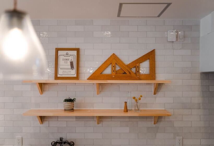 Thy Guest House   Hostel