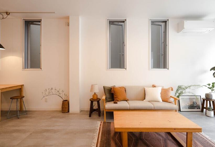 Thy Guest House   Hostel