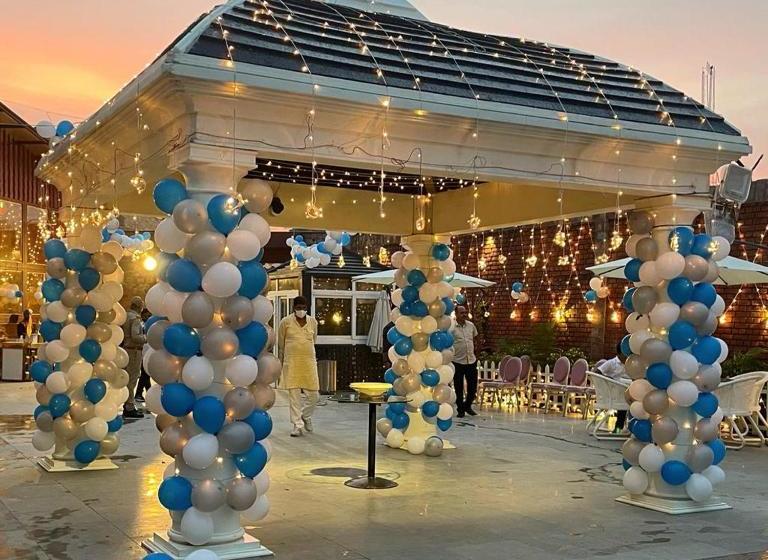 Yashmay Villa Club & Resort