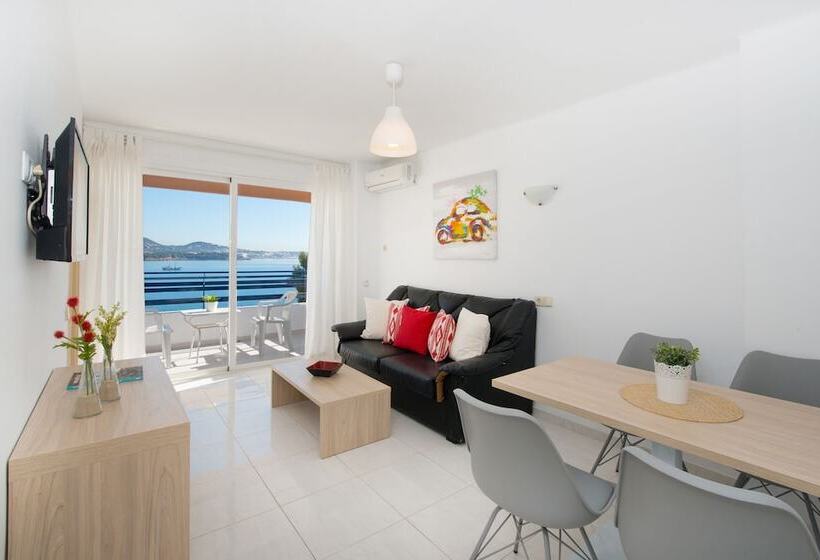 Apartamentos Calablanca