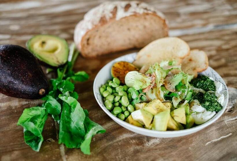 مبيت وإفطار The Tempekan Heritage