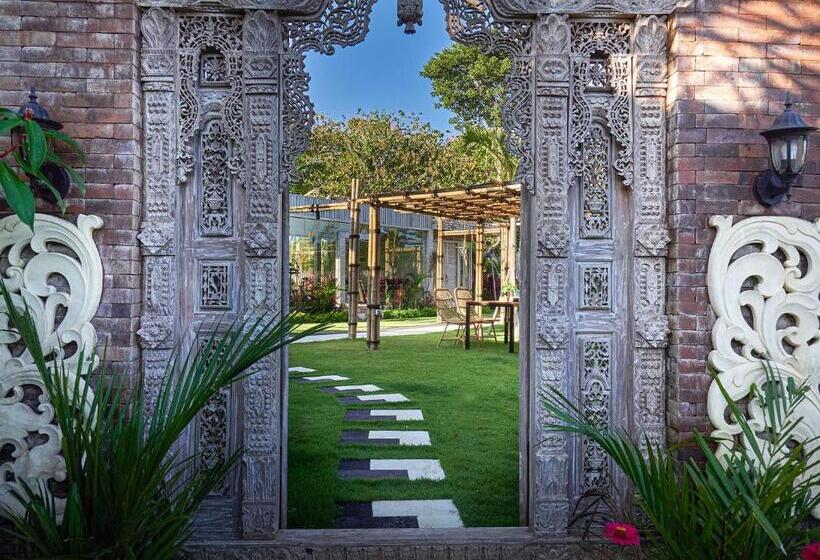 مبيت وإفطار The Tempekan Heritage