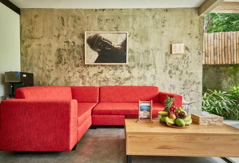 مبيت وإفطار The Tempekan Heritage