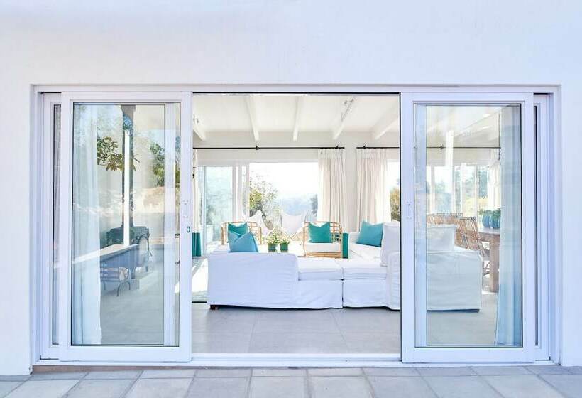 مبيت وإفطار White Light The Rooms   Adults Only