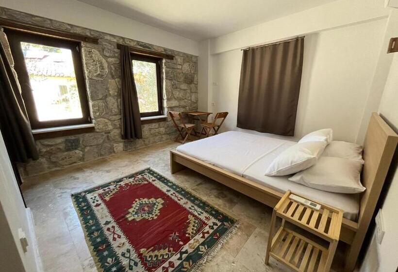 הוסטל Agon Ephesus