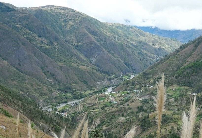 Gaia Sagrada Ayahuasca Retreat Center   Hostel