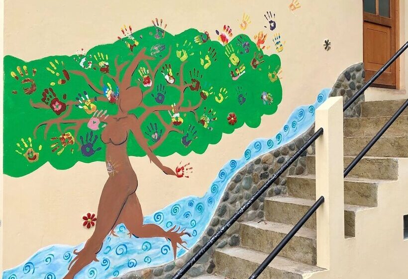 Gaia Sagrada Ayahuasca Retreat Center   Hostel