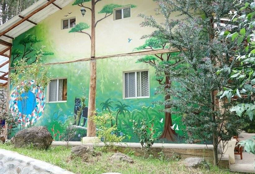 Gaia Sagrada Ayahuasca Retreat Center   Hostel