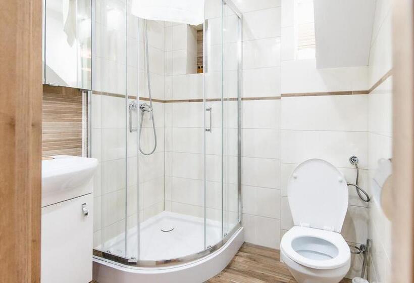 簡易ホテル Apartamenty Kapitańskie