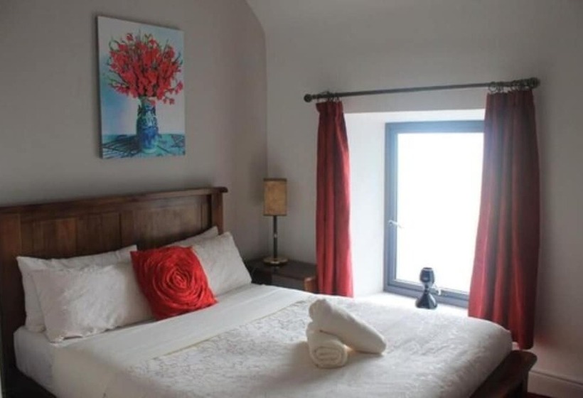 פונדק The Seafront At Inch Beach