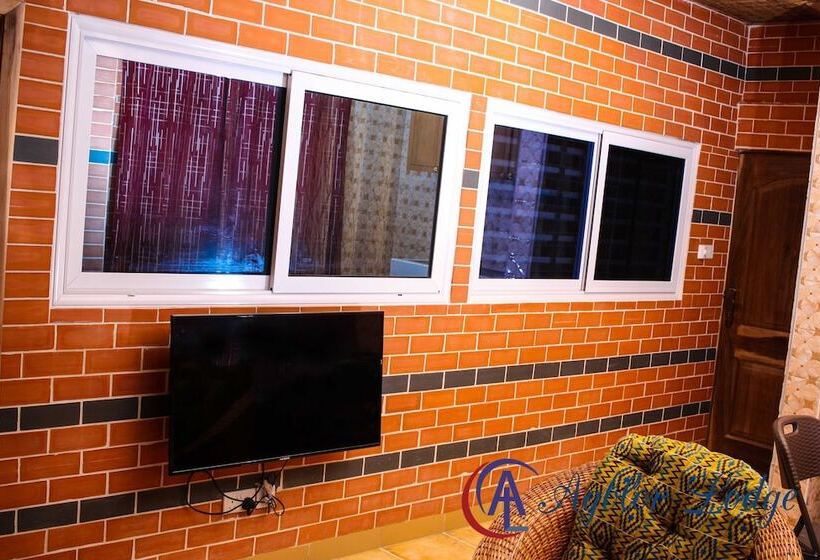 فندق Agblor Lodge