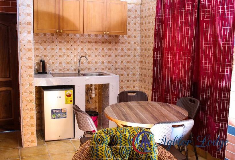 هتل Agblor Lodge