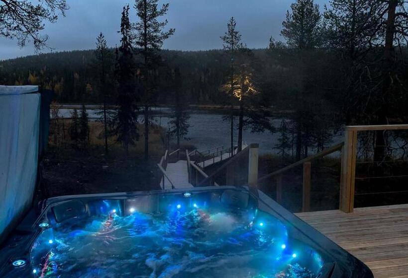 ホテル Arctic Skylight Lodge