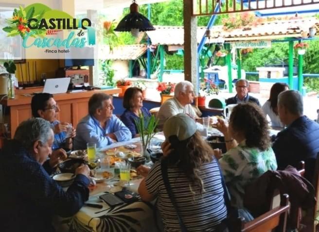 בית מלון כפרי Castillo De Cascadas Finca