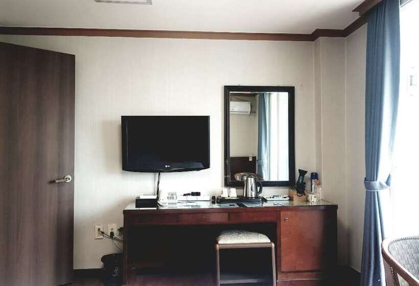 ホテル Cheoksan Spatel