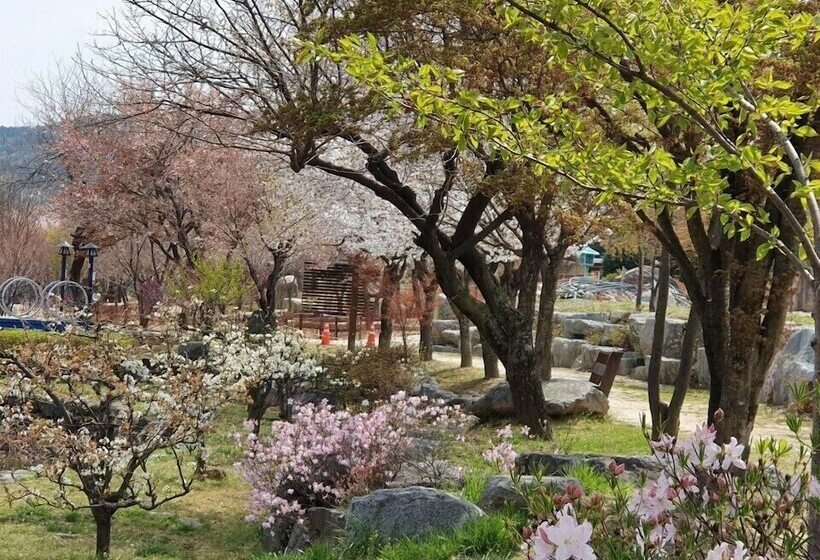 ホテル Cheoksan Spatel