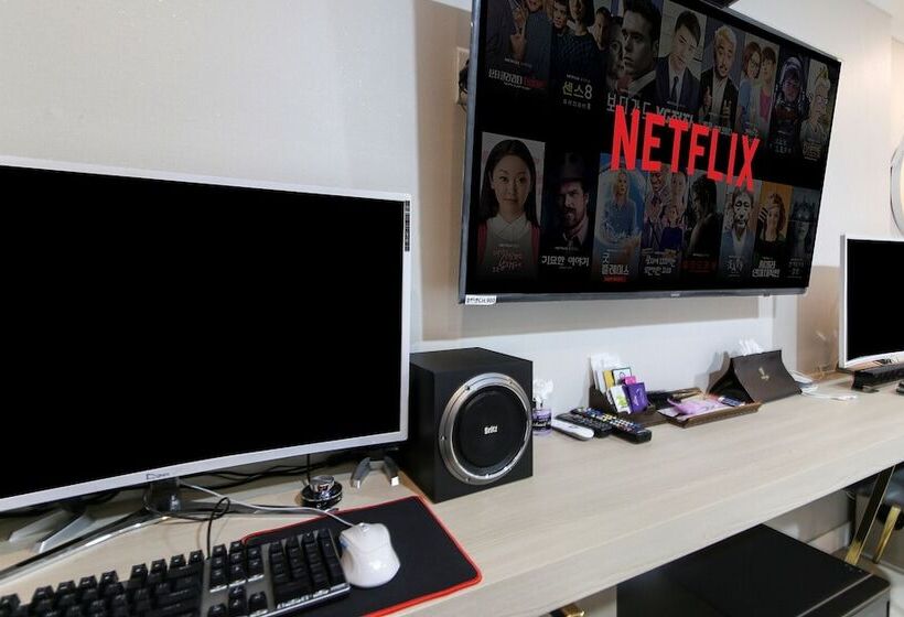 בית מלון כפרי Continew