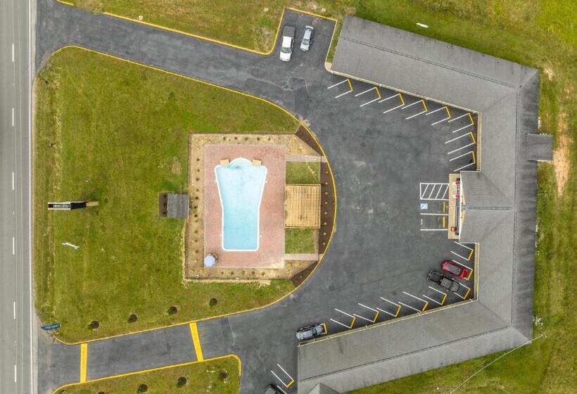 فندق Crewe Boutique Inn