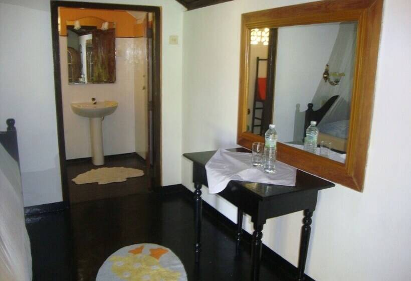 Отель Dream Village Beach Resort & Cabanas