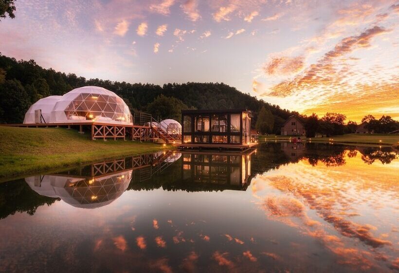 בית מלון כפרי Glamp Element   Campground