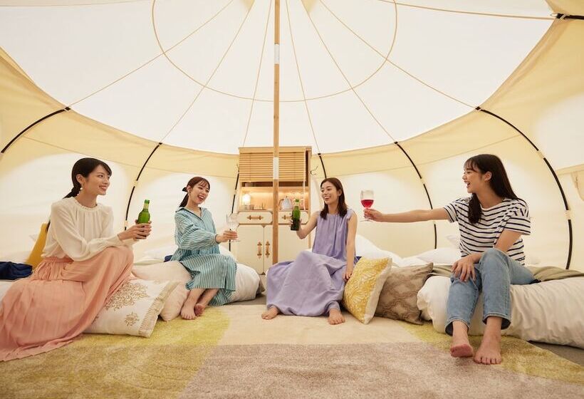 בית מלון כפרי Glamp Element   Campground