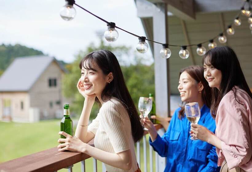 בית מלון כפרי Glamp Element   Campground