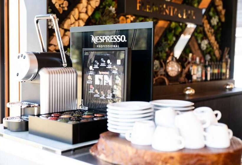 בית מלון כפרי Glamp Element   Campground