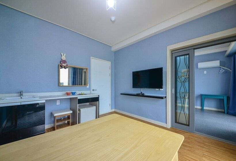 Hotel Goseong Bokee House