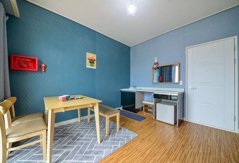 Hotel Goseong Bokee House