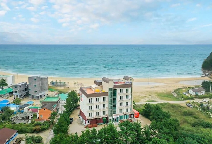 Hotel Goseong Bokee House