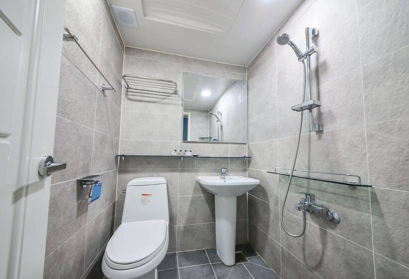 Hotel Goseong Bokee House