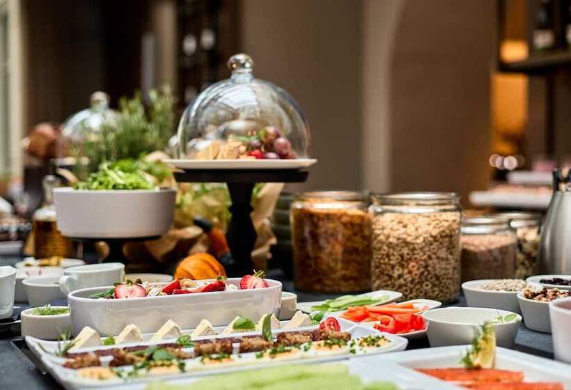 H15 Luxury Palace Destigo Hotels