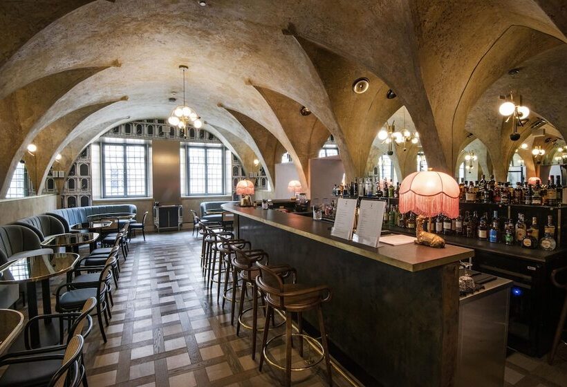 H15 Luxury Palace Destigo Hotels