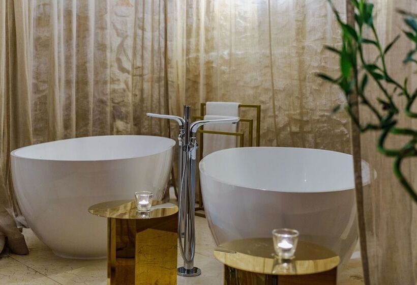 H15 Luxury Palace Destigo Hotels