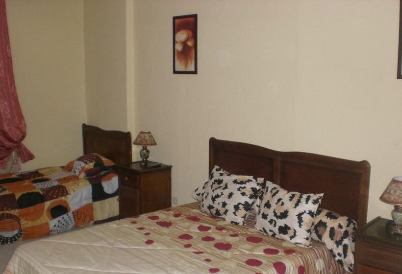 هتل Hôtel La Bravoure