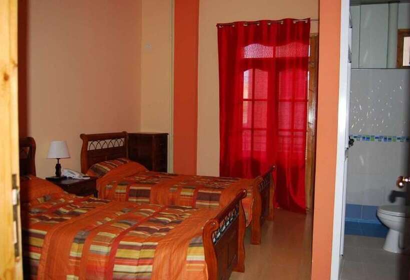 هتل Hôtel Taghrast